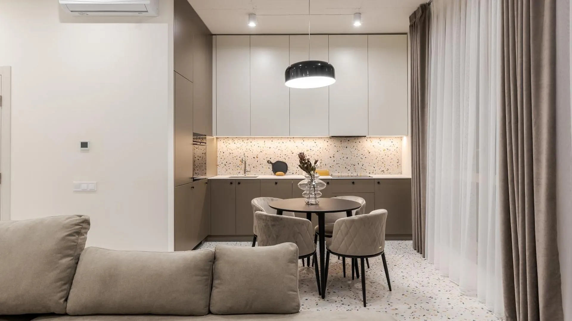 Aparthotel Forum Apart Lviv