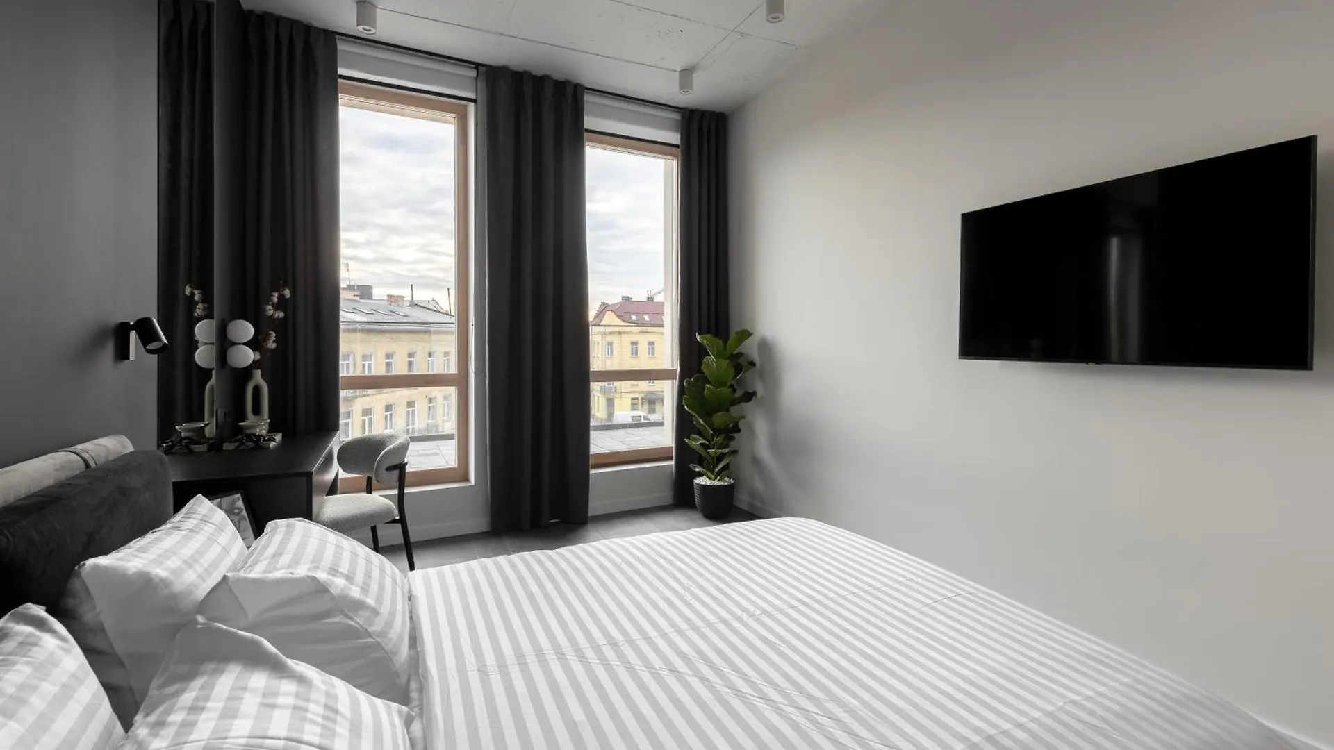Forum Apart Lviv Aparthotel